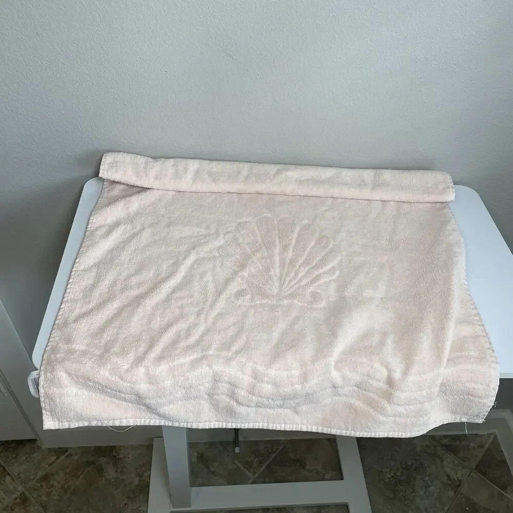 Vtg Cannon Monticello Cream Sculpted SeaShell 1 Bath 1 Hand Towel 2 Washcloths